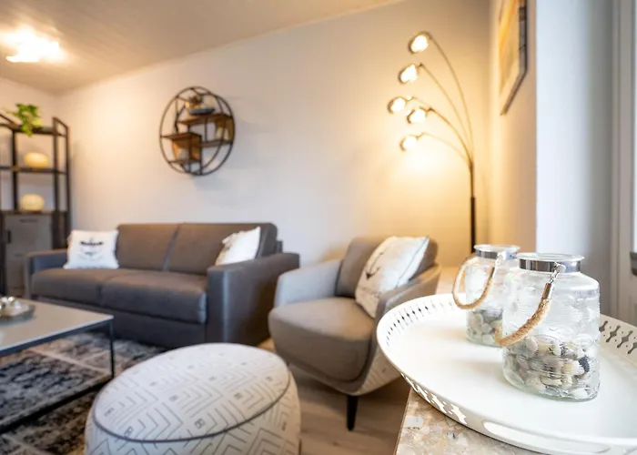 Kleiner Knurrhahn - Strandnah - Ein Kleiner Hund Willkommen * Scharbeutz