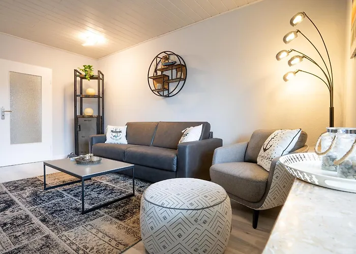 Kleiner Knurrhahn - Strandnah - Ein Kleiner Hund Willkommen Scharbeutz